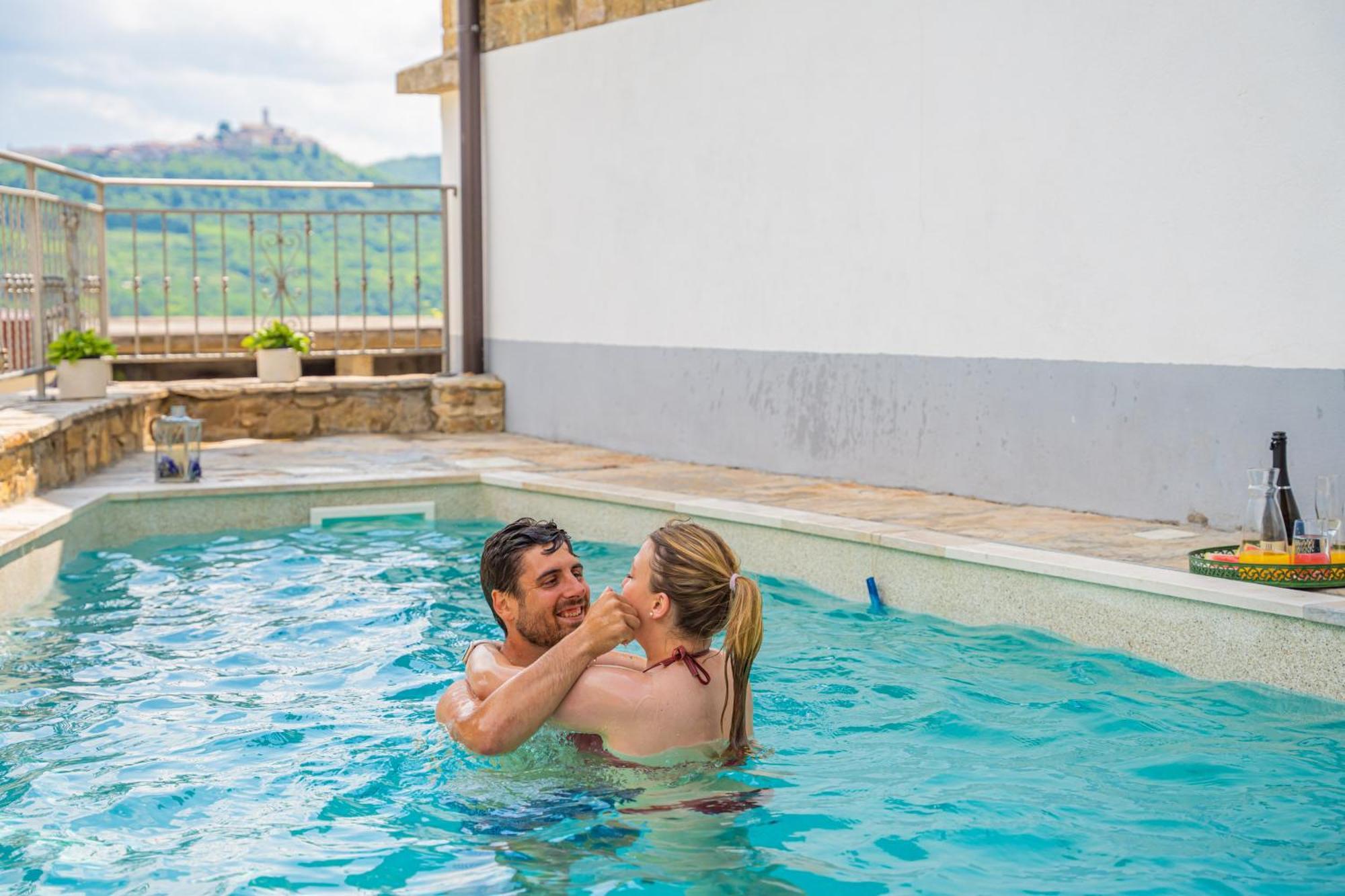 Holiday Home Belveder Motovun With Heated Pool Livade Exteriér fotografie