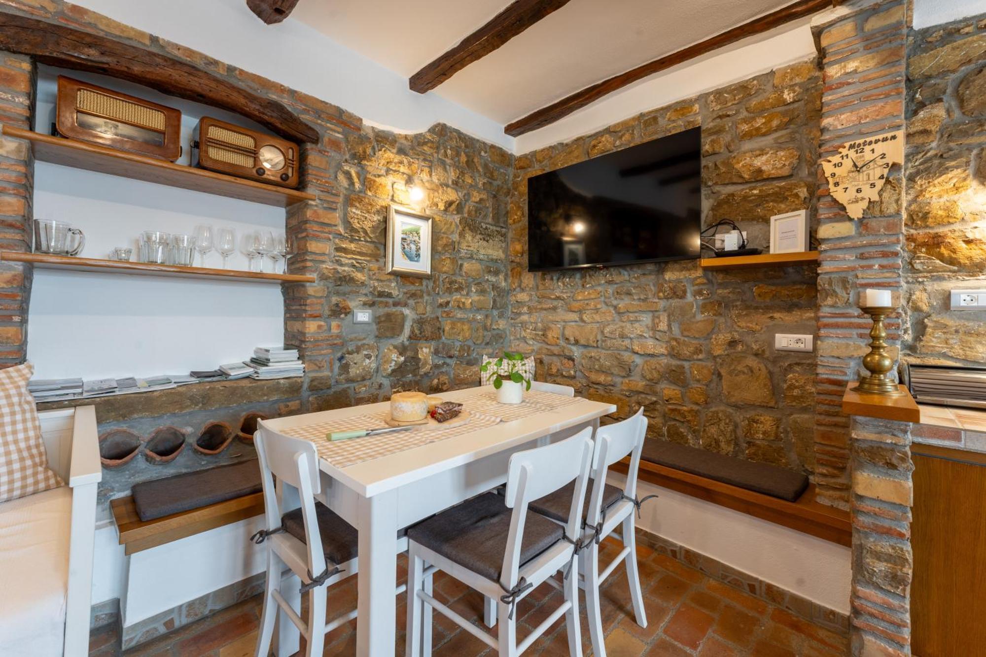 Holiday Home Belveder Motovun With Heated Pool Livade Exteriér fotografie