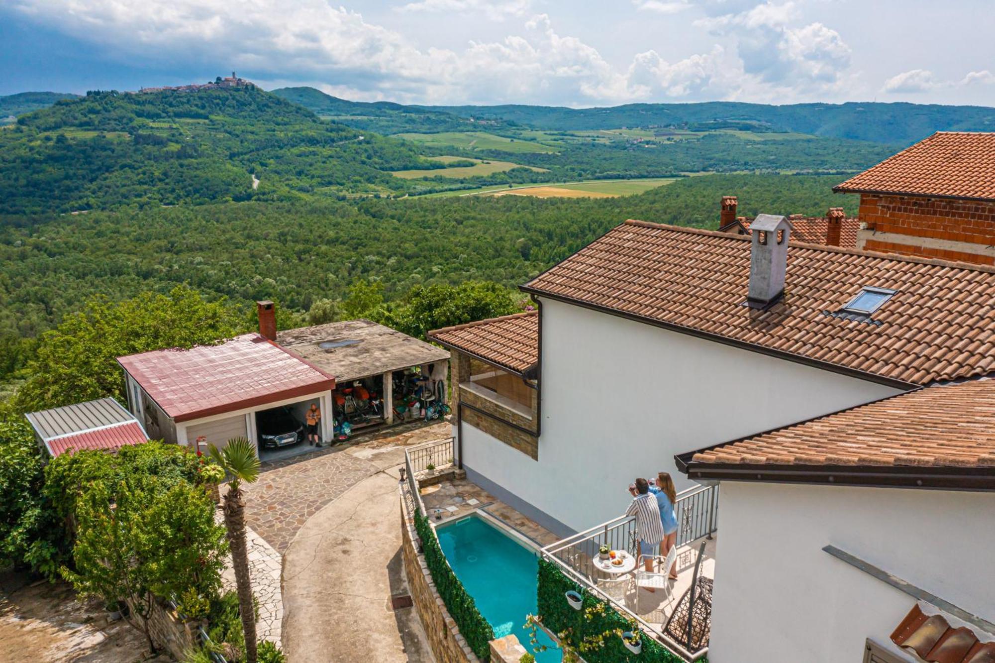 Holiday Home Belveder Motovun With Heated Pool Livade Exteriér fotografie